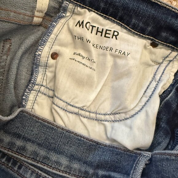 Mother Denim - The Weekender Fray - Walking on Coals - Size 28 - Picture 6 of 8